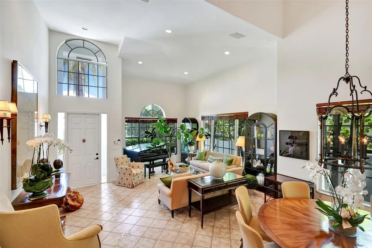 Photo 5 at 2614 Clematis Place, Fort Lauderdale