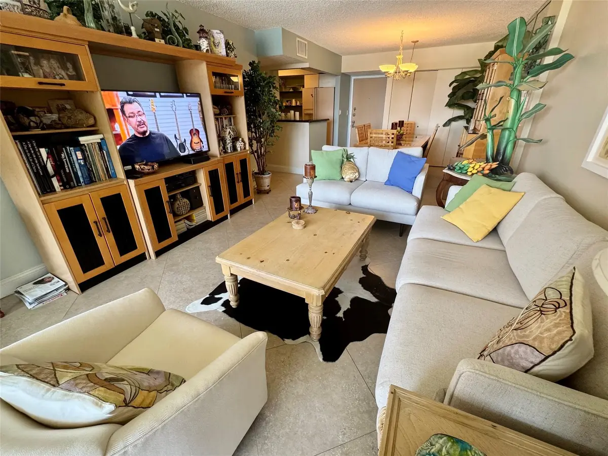 Photo 4 at 740 S Federal Highway 216, Pompano Beach