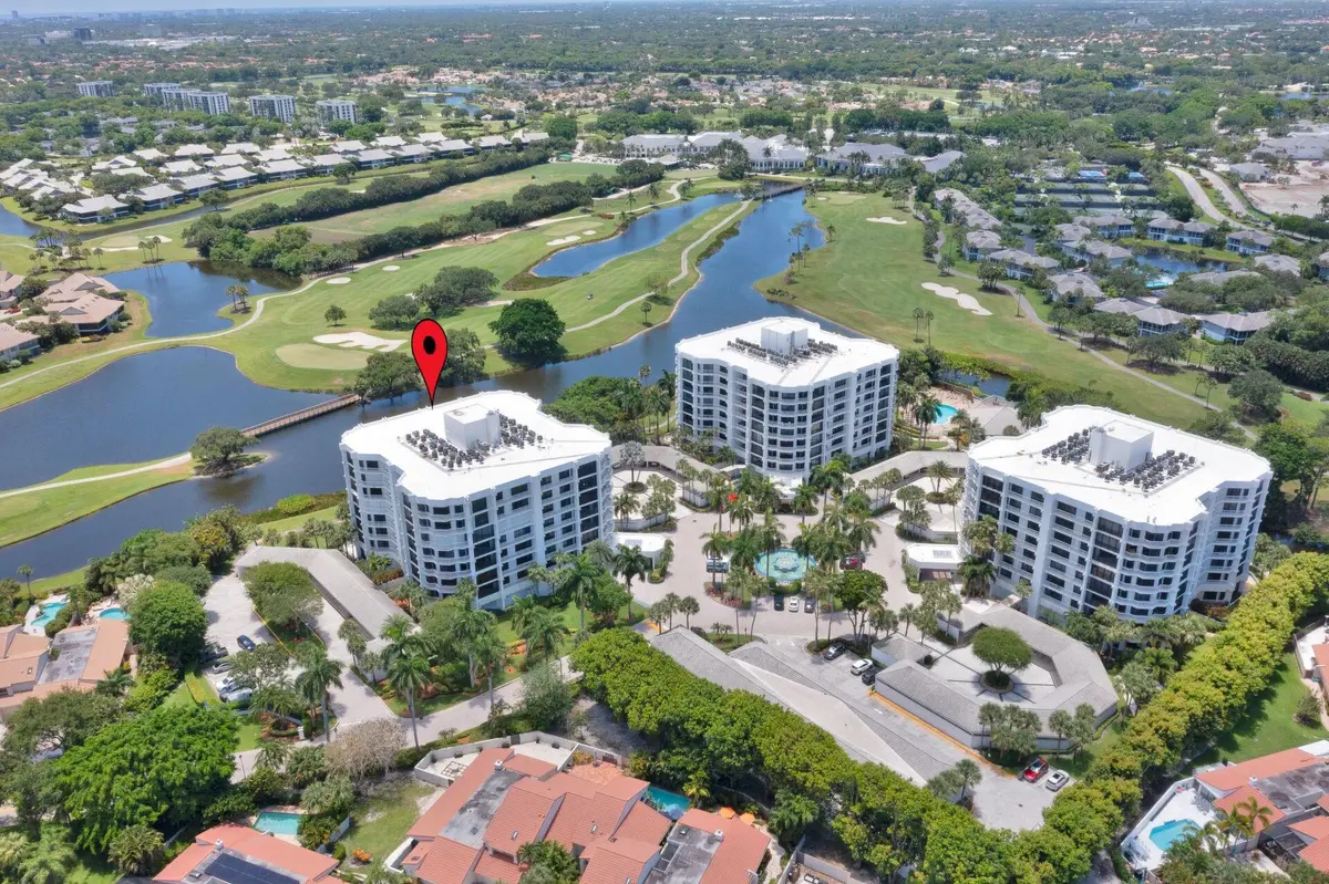 Photo 3 at 20320 Fairway Oaks Drive 372, Boca Raton