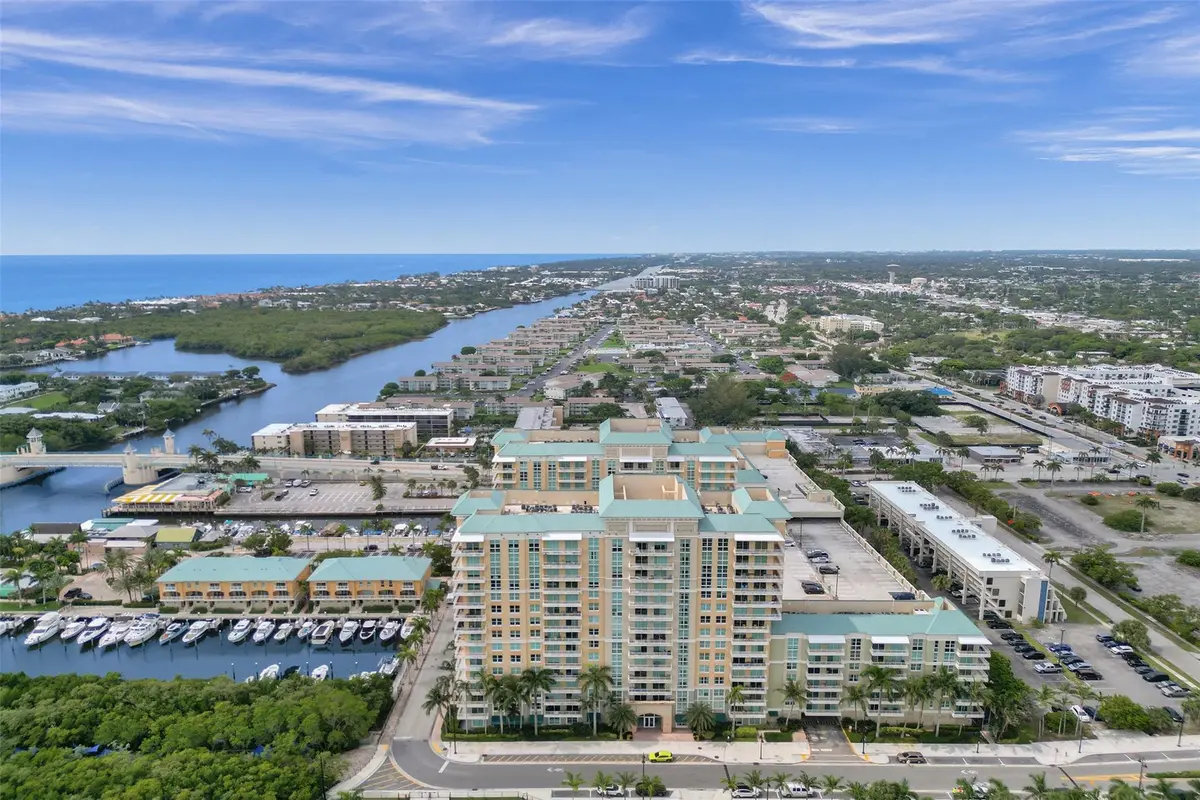 Photo 2 at 700 E Boynton Beach Boulevard 406, Boynton Beach