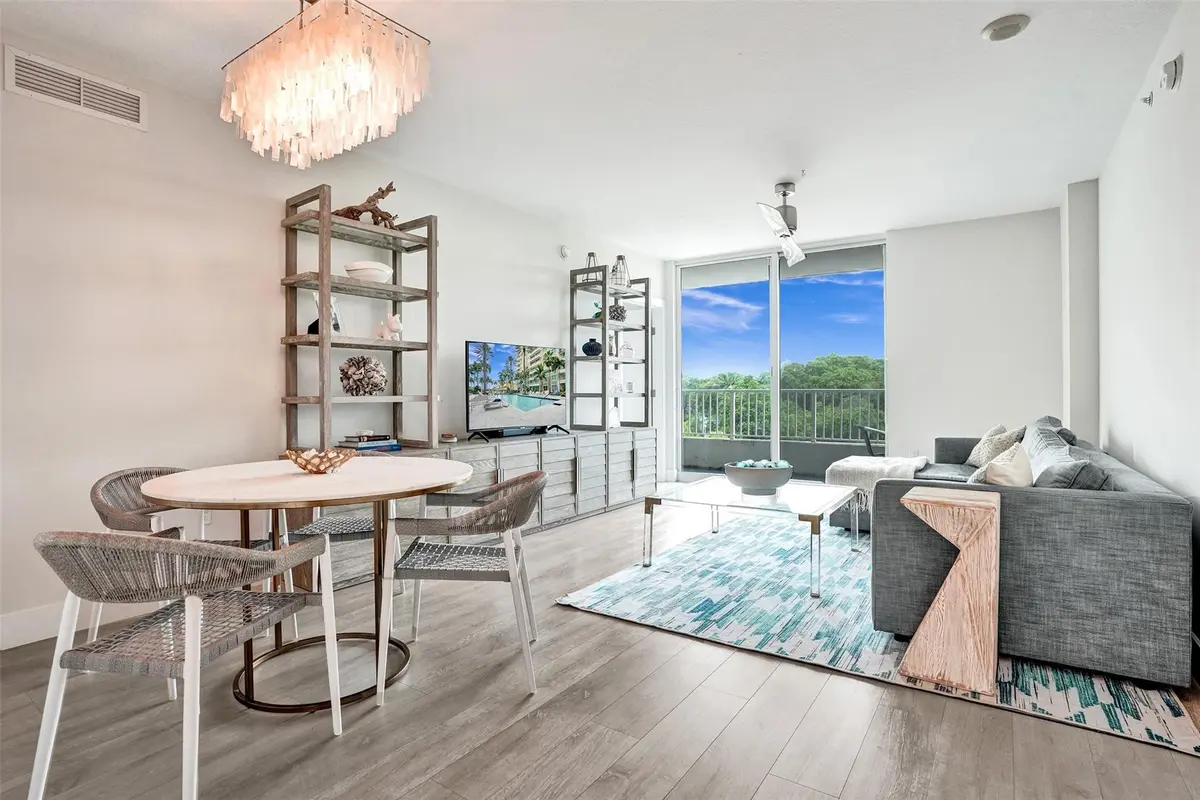 Photo 4 at 700 E Boynton Beach Boulevard 406, Boynton Beach