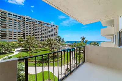 4900 N Ocean Boulevard 502, Lauderdale-By-The-Sea – sold