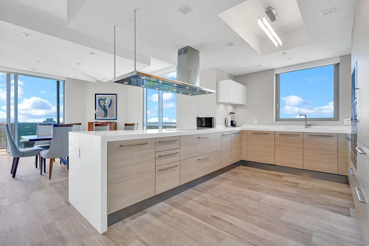 Photo 1 at 17111 Biscayne Boulevard 1702, North Miami Beach