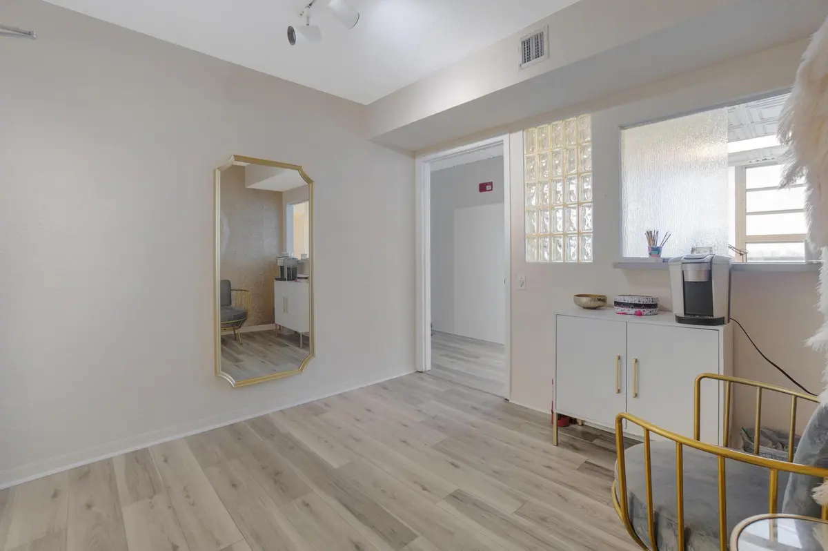 Photo 8 at 1720 E Harrison Street 18-A, Hollywood