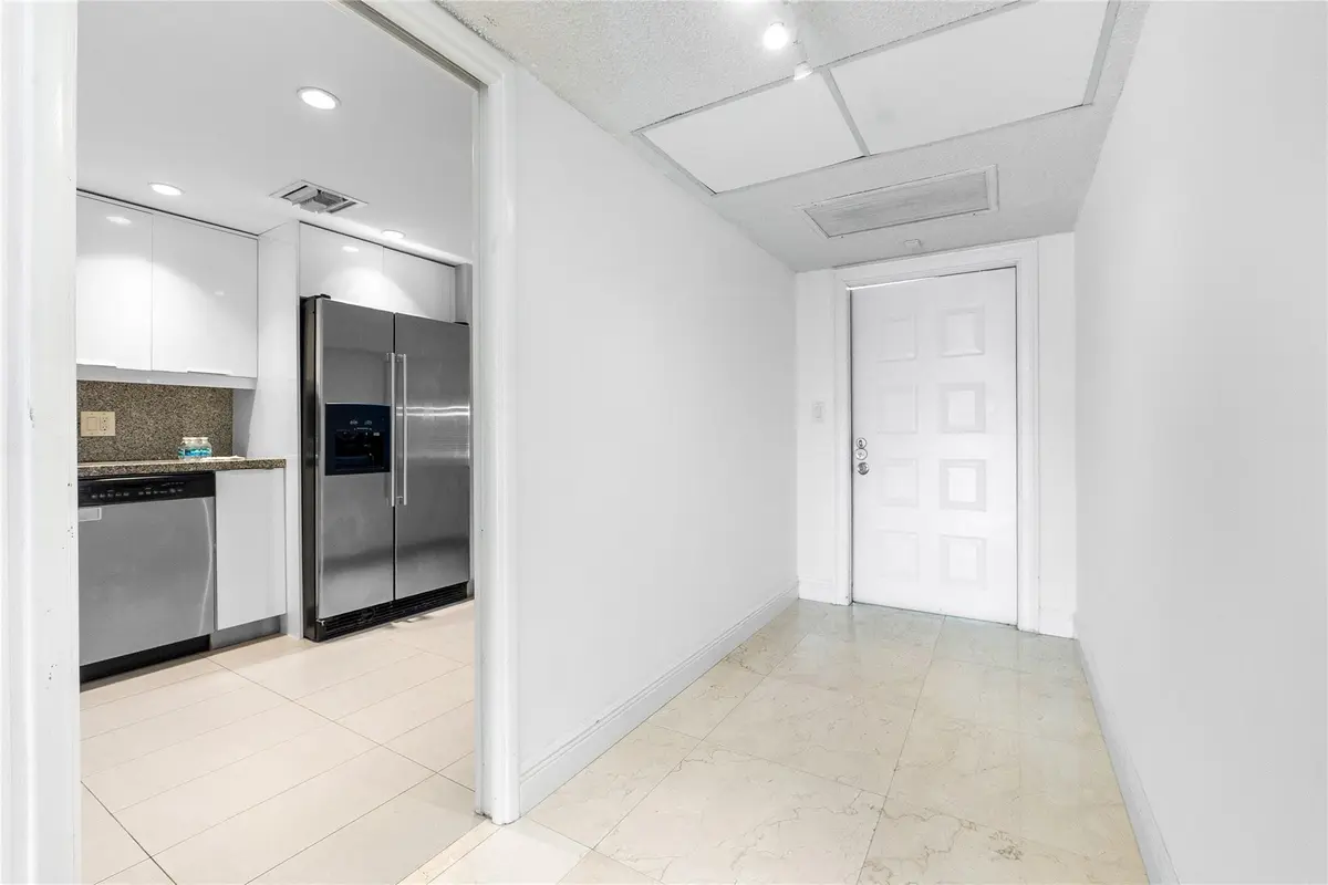 Photo 3 at 535 Oaks Drive 508, Pompano Beach