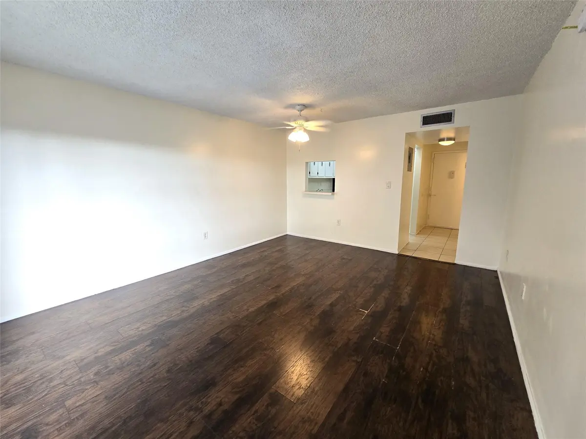 Photo 8 at 4334 NW 9th Avenue 9-3B, Deerfield Beach