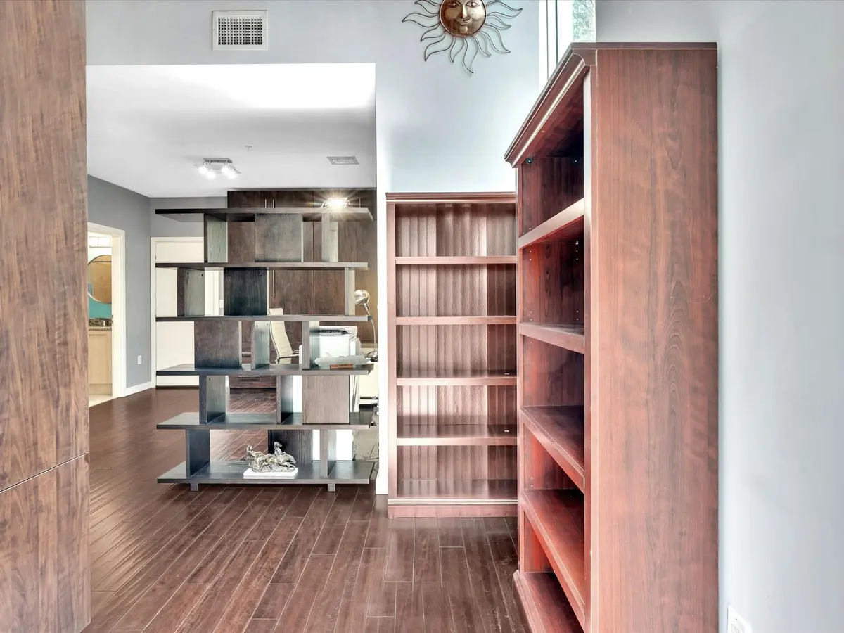 Photo 4 at 733 NE 4th Avenue 733, Fort Lauderdale