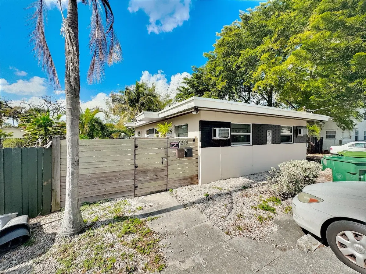 Photo 1 at 1219 NE 5th Terrace, Fort Lauderdale