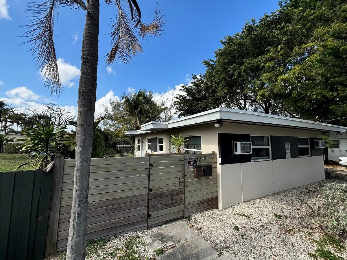 Photo 2 at 1219 NE 5th Terrace, Fort Lauderdale