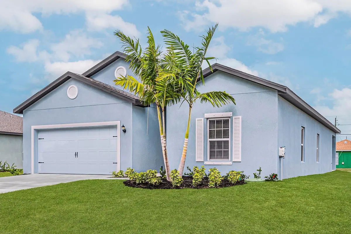 Photo 2 at 7926 105th Avenue, Vero Beach