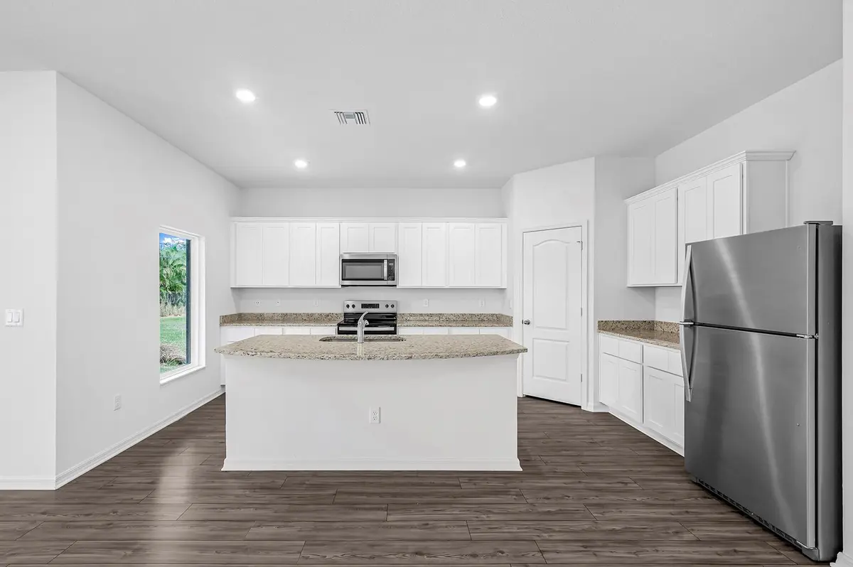 Photo 6 at 7926 105th Avenue, Vero Beach