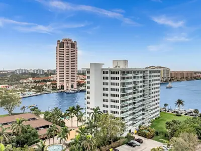 701 E Camino Real 4e, Boca Raton – Condominium for sale