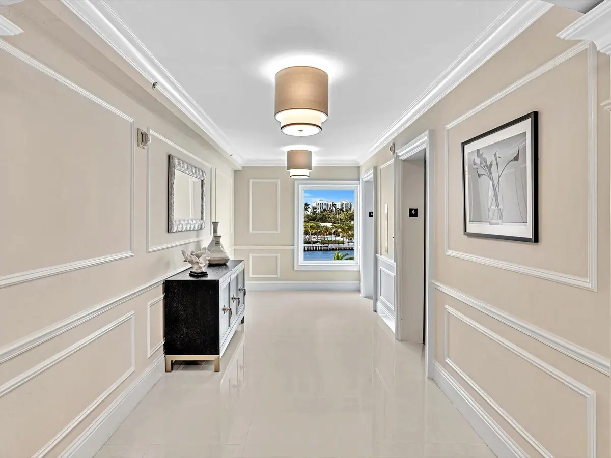 Photo 7 at 701 E Camino Real 4e, Boca Raton