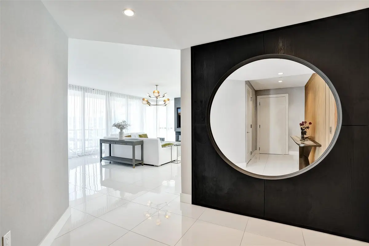Photo 2 at 100 E Las Olas Boulevard 2701, Fort Lauderdale