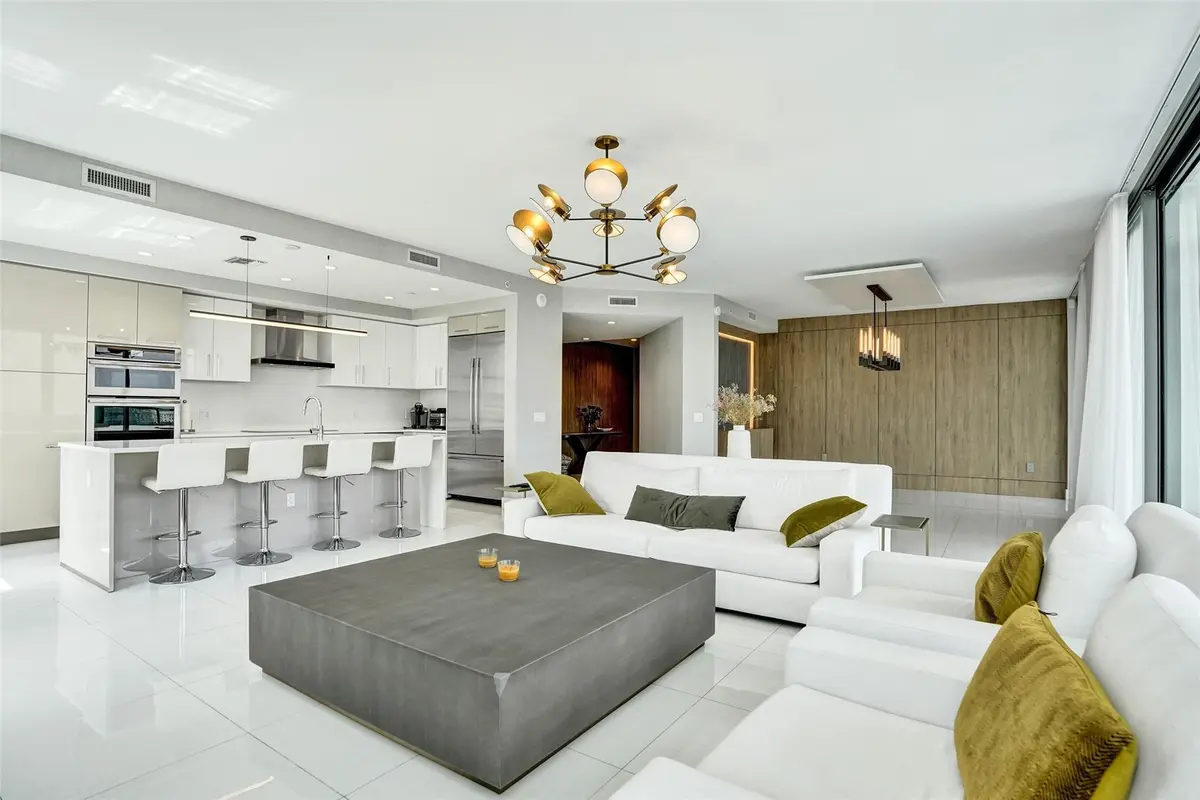 Photo 4 at 100 E Las Olas Boulevard 2701, Fort Lauderdale