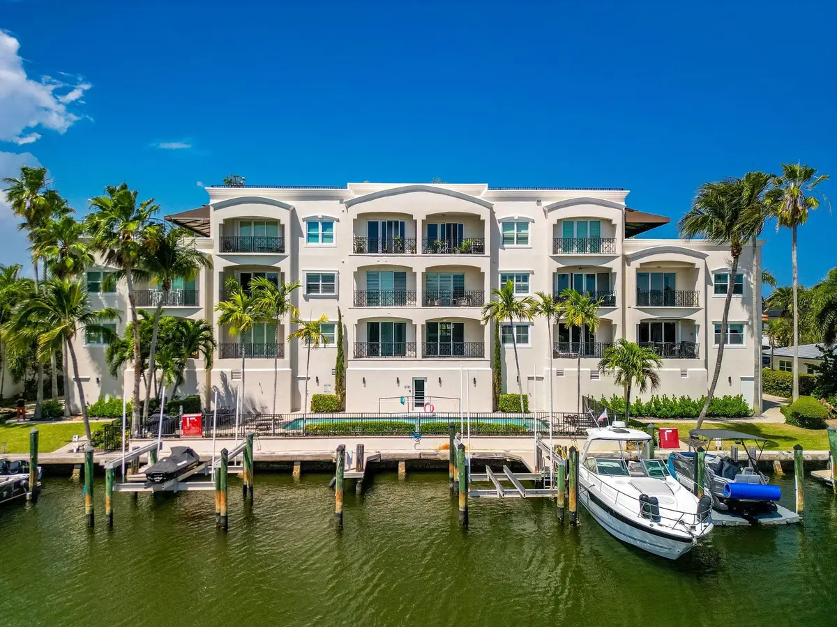 Photo 6 at 2720 NE 15th Street 301, Fort Lauderdale