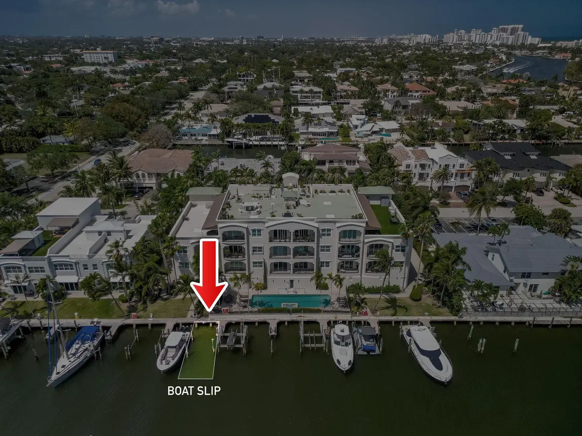 Photo 3 at 2720 NE 15th Street 301, Fort Lauderdale