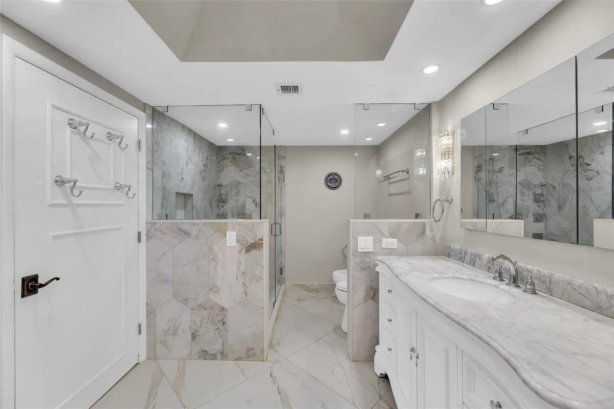 Photo 8 at 4000 Island Boulevard 2606, Aventura