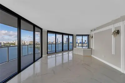 4000 Island Boulevard 2606, Aventura – sold