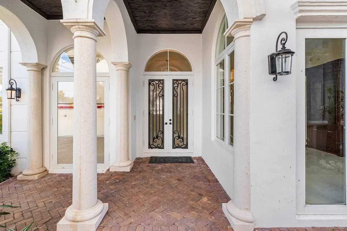 Photo 5 at 549 NE 19th Avenue C, Deerfield Beach