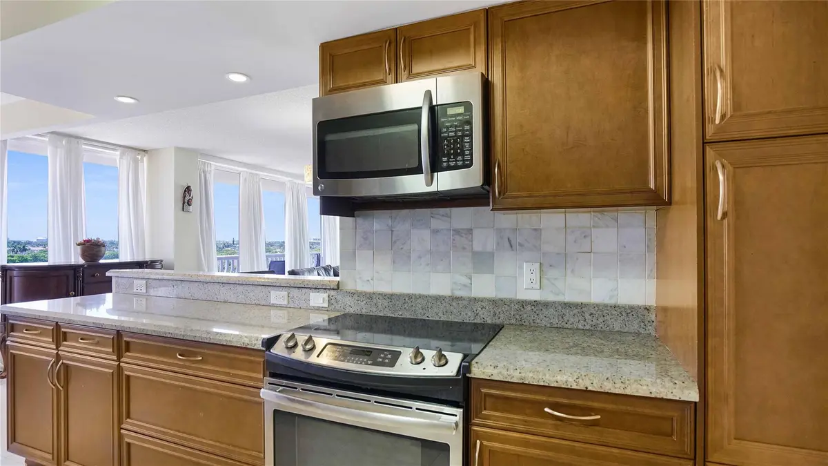 Photo 2 at 4020 Galt Ocean Drive 501, Fort Lauderdale