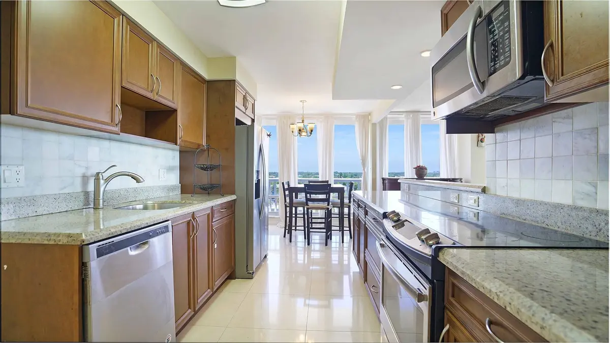 Photo 7 at 4020 Galt Ocean Drive 501, Fort Lauderdale
