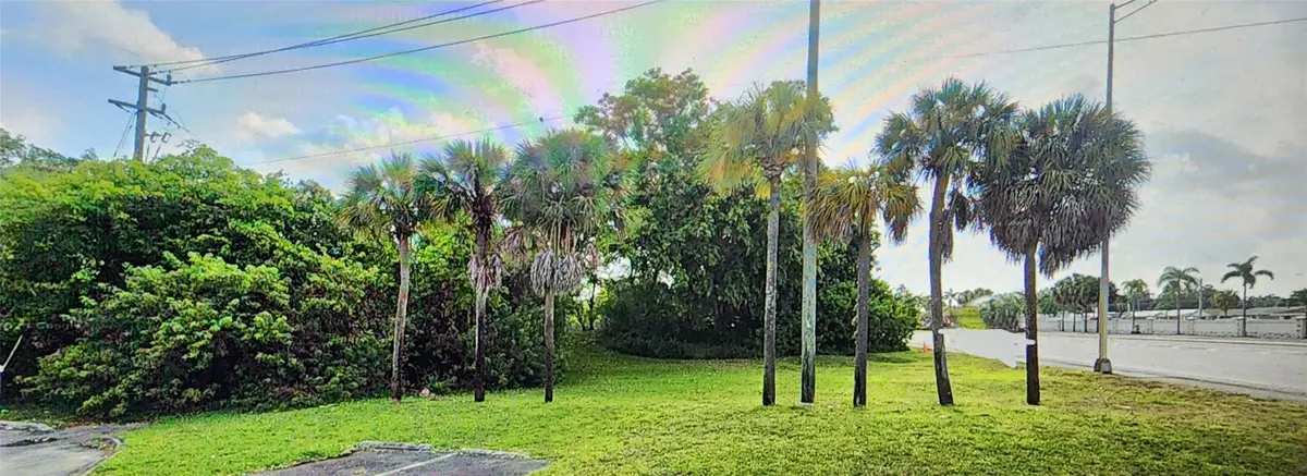 Photo 4 at 2899 W COMMERCIAL Boulevard, Fort Lauderdale
