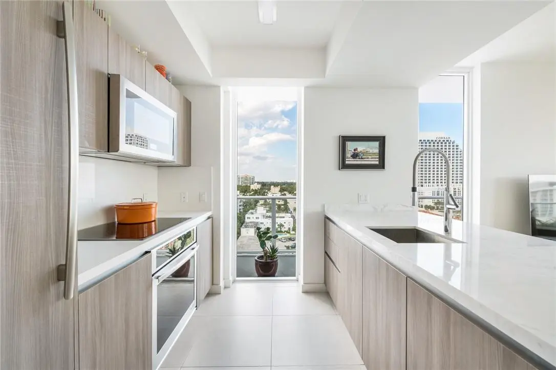 Photo 5 at 401 N Birch Road 1015, Fort Lauderdale