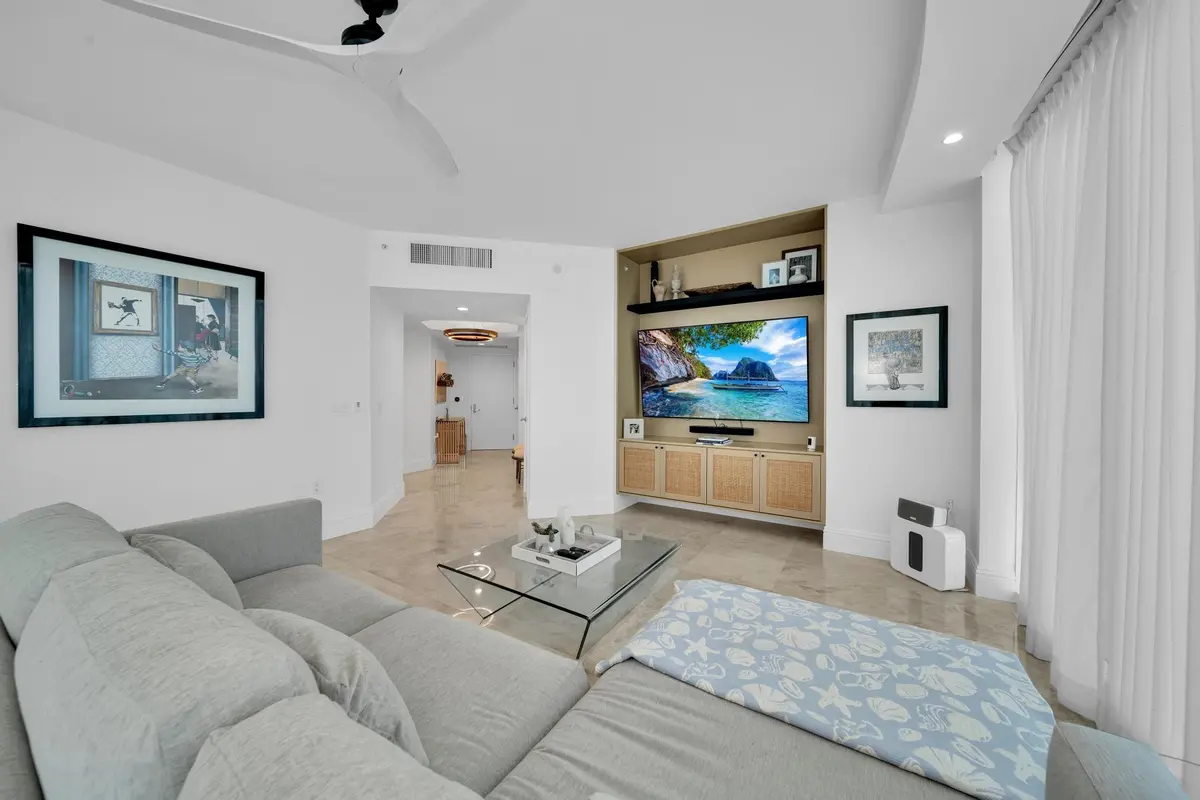 Photo 6 at 333 Las Olas Way 2207, Fort Lauderdale