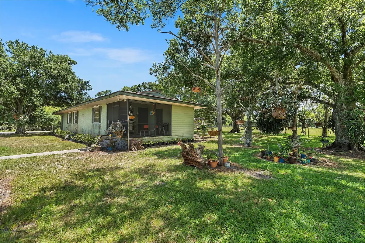 Photo 5 at 10100 W Midway Road, Fort Pierce