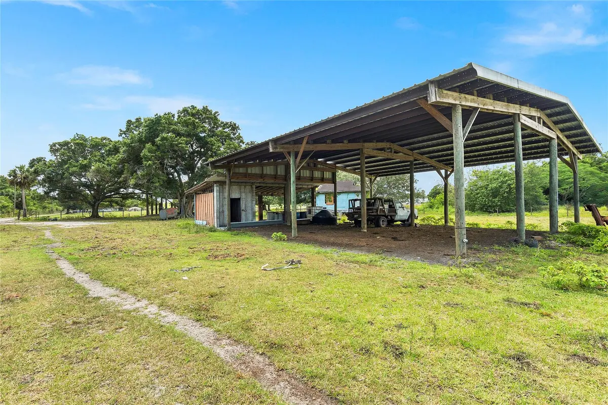 Photo 8 at 10100 W Midway Road, Fort Pierce