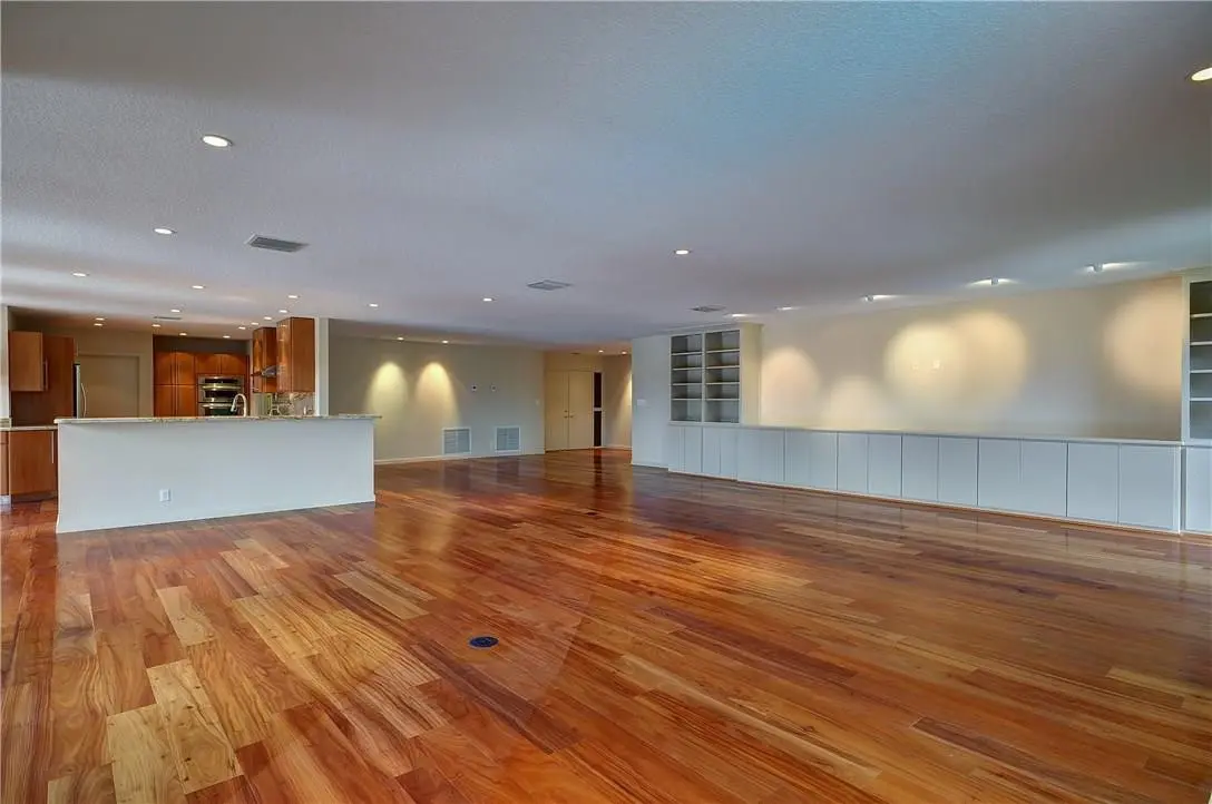 Photo 2 at 76 Isle Of Venice Drive H, Fort Lauderdale
