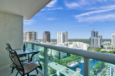 347 N New River Drive 2305, Fort Lauderdale – sold