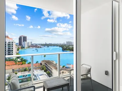 401 N Birch Road 1102, Fort Lauderdale – sold