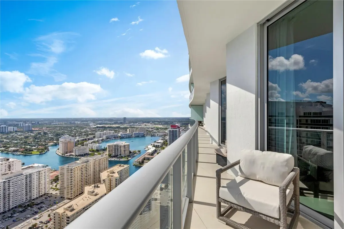 Photo 6 at 4111 S Ocean Drive Lph3/5, Hollywood