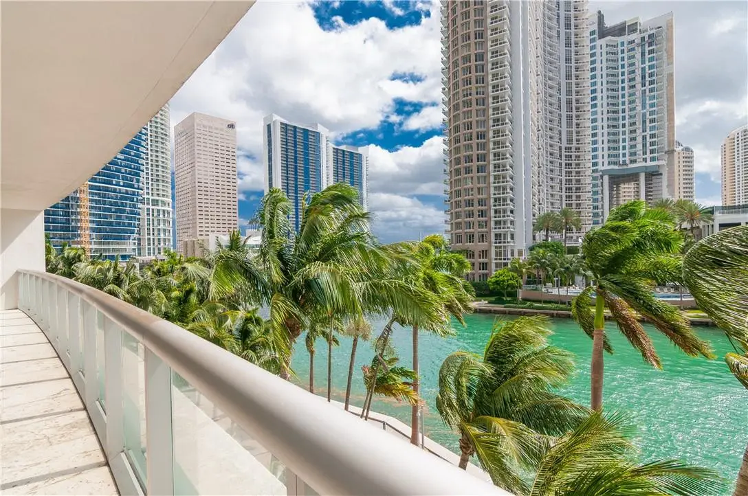 Photo 4 at 465 Brickell Avenue Bay 419, Miami