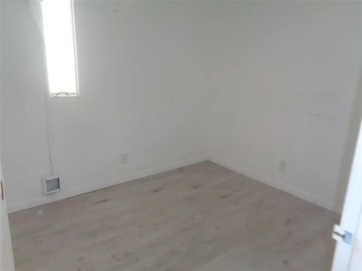 Photo 7 at 2323 NW 19th Street, Fort Lauderdale