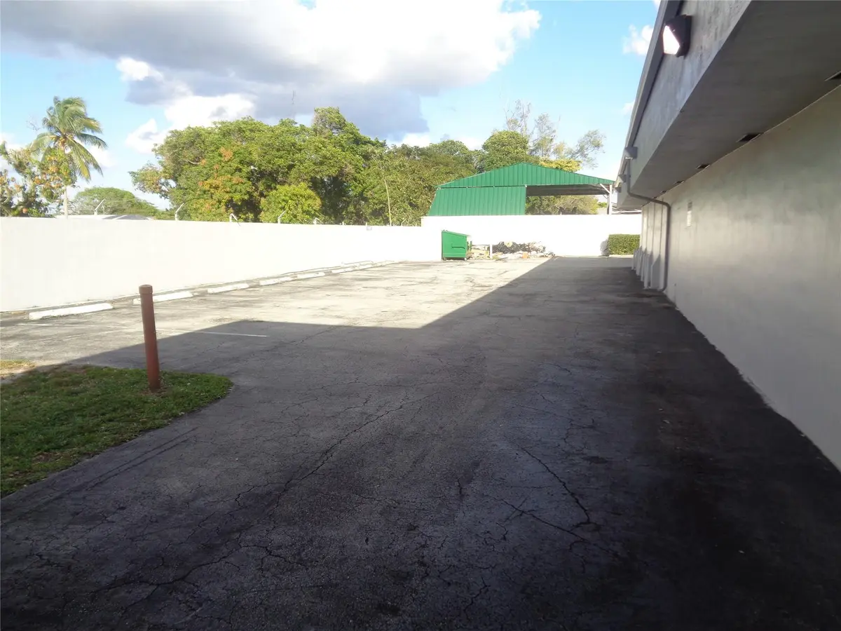 Photo 2 at 2323 NW 19th Street, Fort Lauderdale