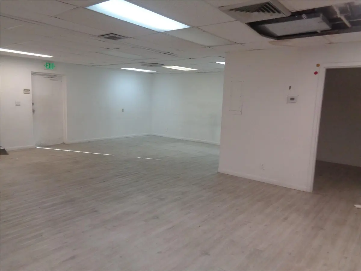 Photo 8 at 2323 NW 19th Street, Fort Lauderdale