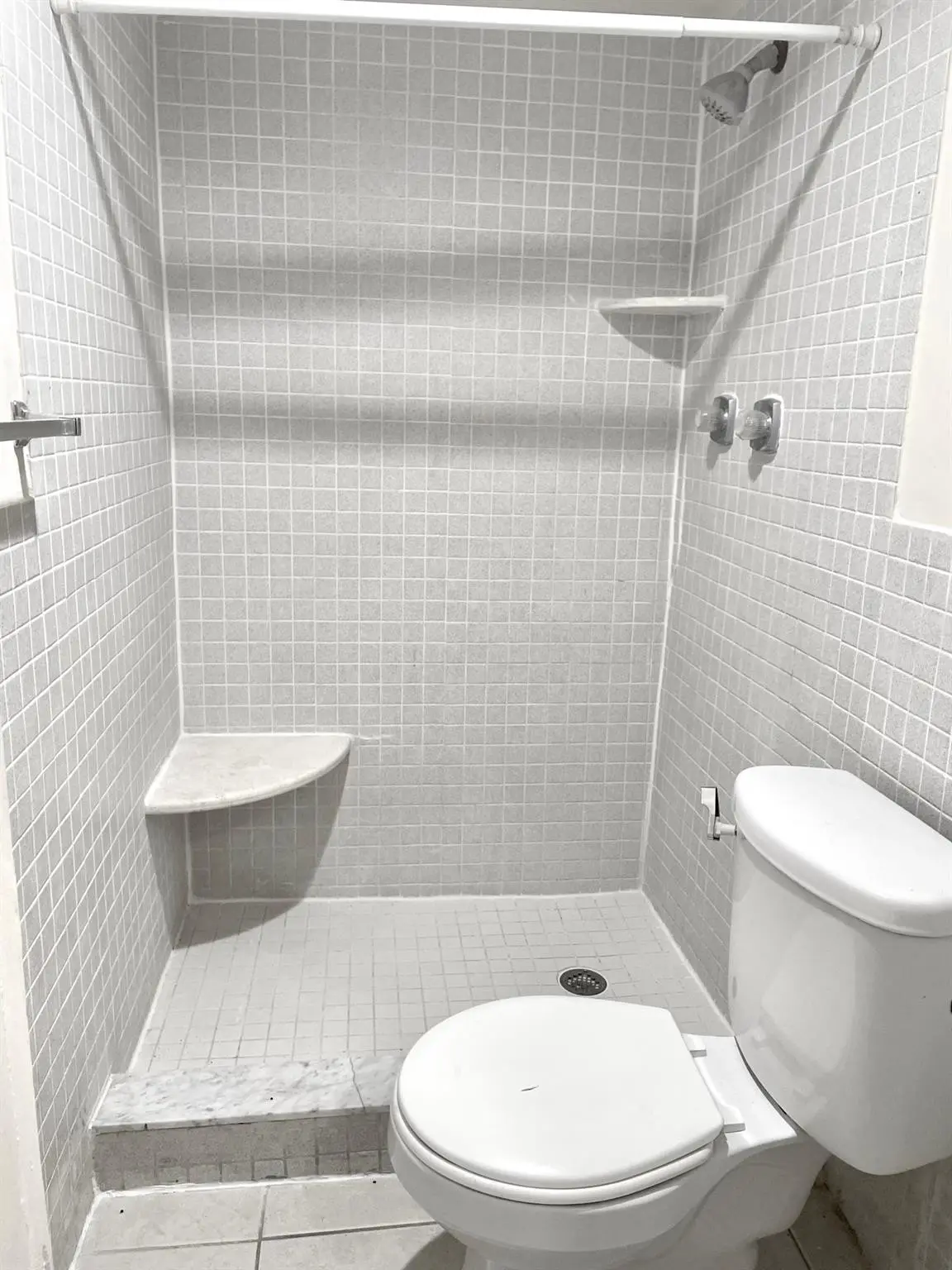 Photo 2 at 1521 N 59th Terrace, Hollywood