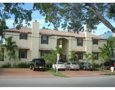 1524 SE 12th Street 1, Fort Lauderdale – sold