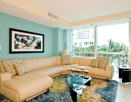 Den/Family/Great Room at 1200 Holiday Drive 207, Fort Lauderdale