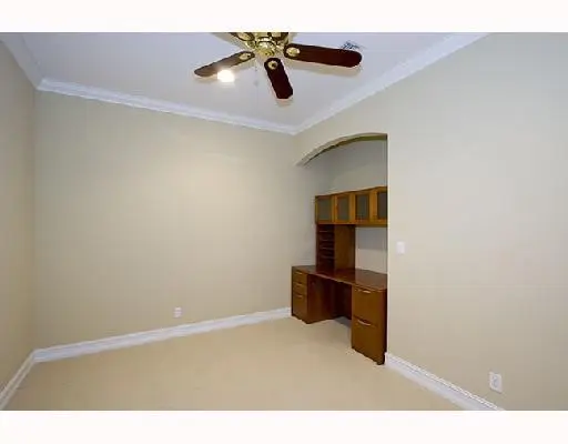 Den/Family/Great Room at 2720 NE 15th Street 204, Fort Lauderdale