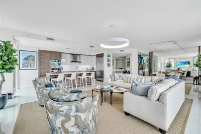 100 E Las Olas Boulevard 1701, Fort Lauderdale – sold