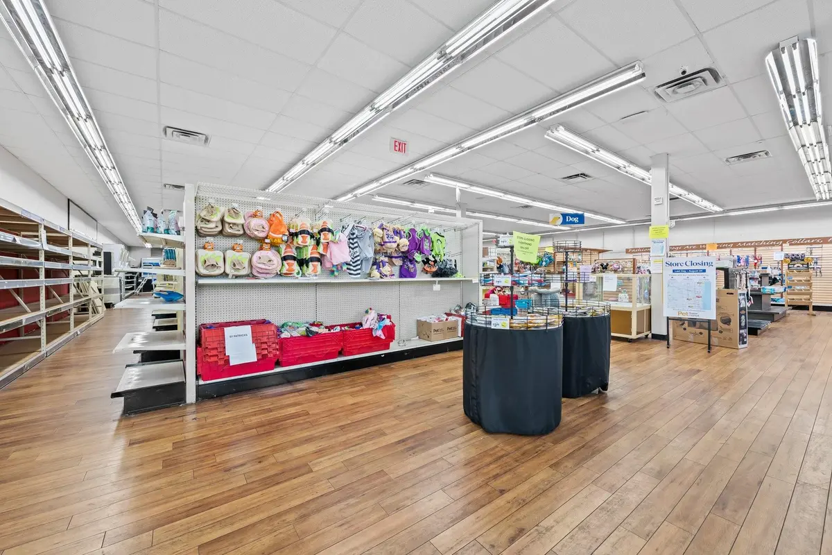 Photo 8 at 2111 N Federal Highway, Hollywood