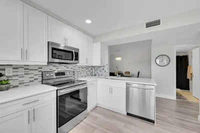 15450 Pembridge Avenue 178, Delray Beach – sold