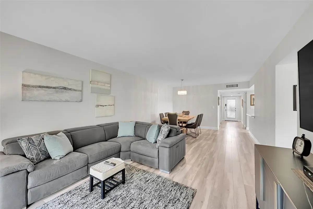 Photo 8 at 15450 Pembridge Avenue 178, Delray Beach
