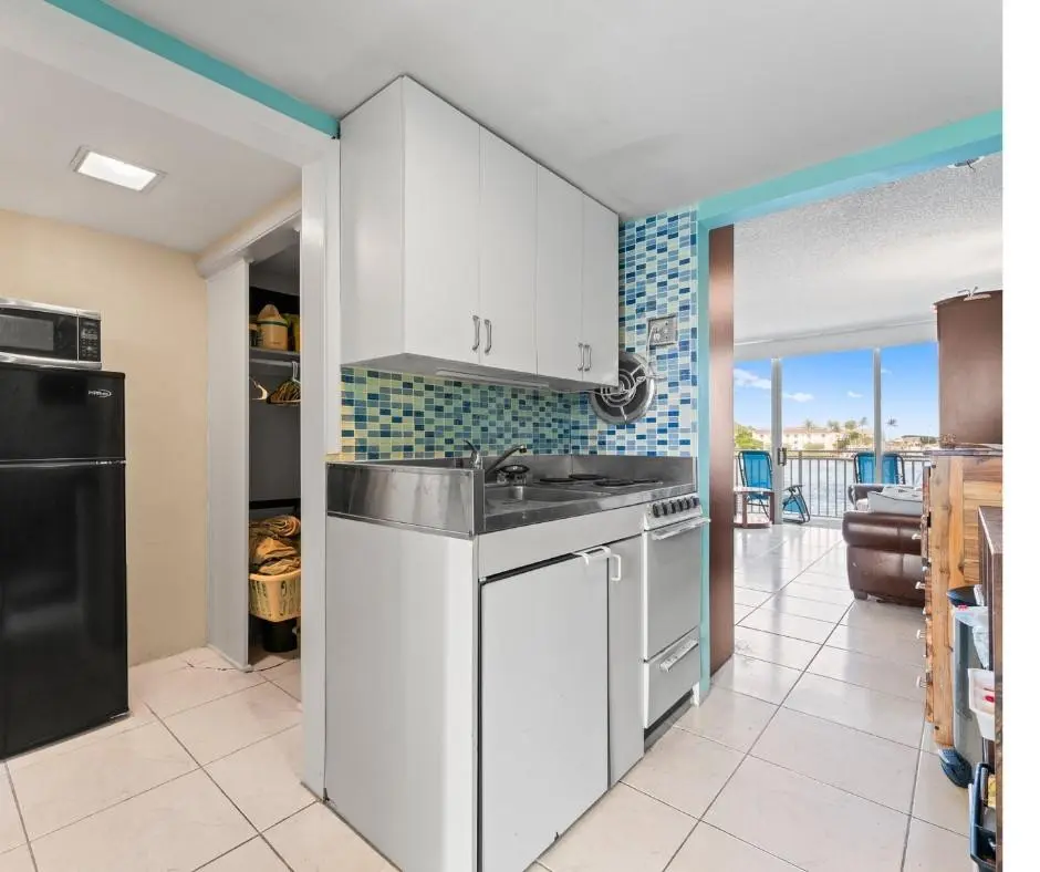 Kitchen at 2508 Bay Drive 209, Pompano Beach