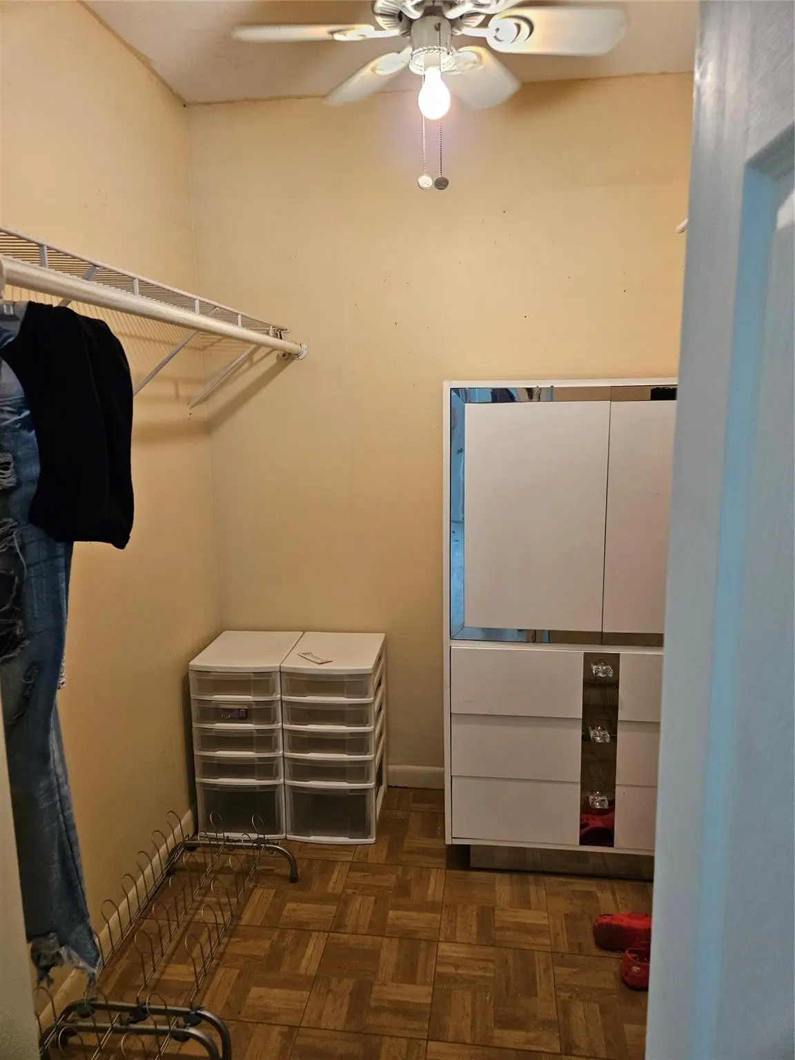 MB WALK IN CLOSET at 101 SW 132 Way 218, Pembroke Pines