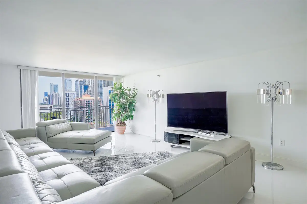 Photo 5 at 210  174 Street 1810, Sunny Isles Beach